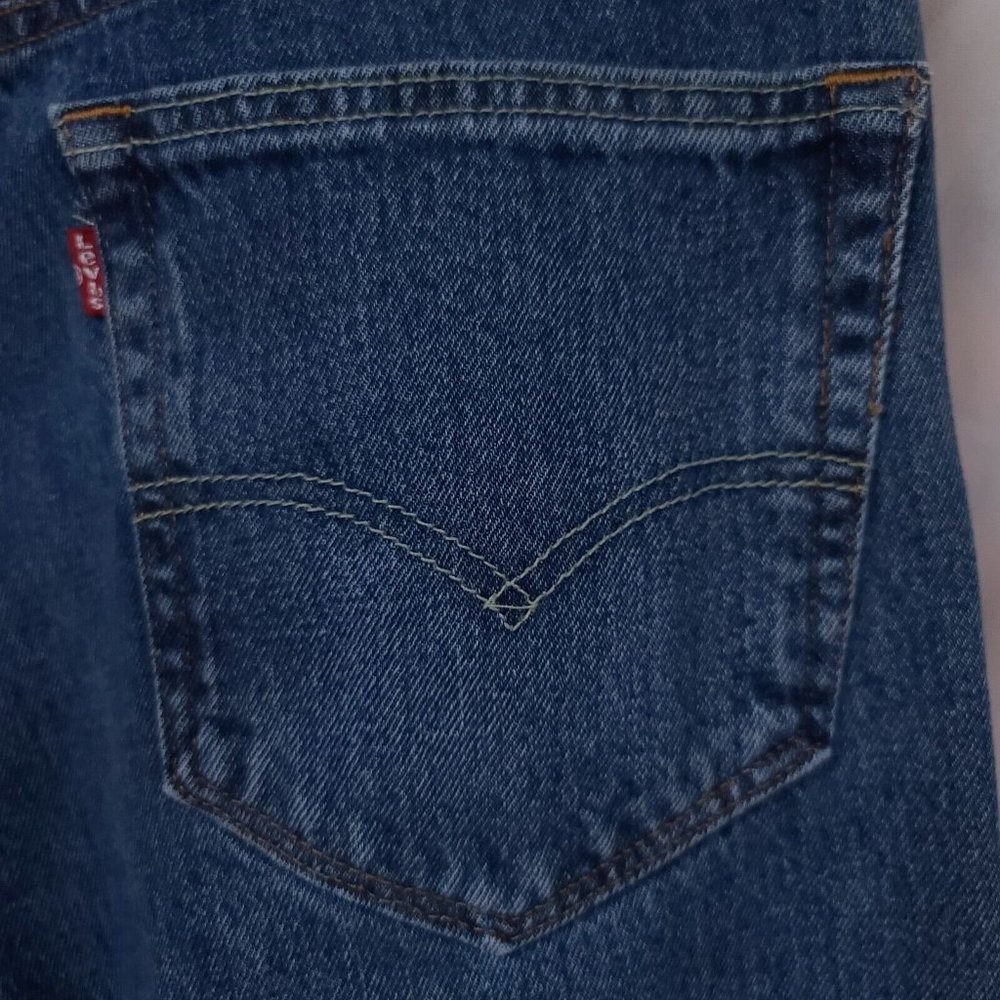 Vtg Levis 505 Mens 36x32 Straight Fit Medium Wash Heavyweight Denim Jeans - Picture 7 of 12
